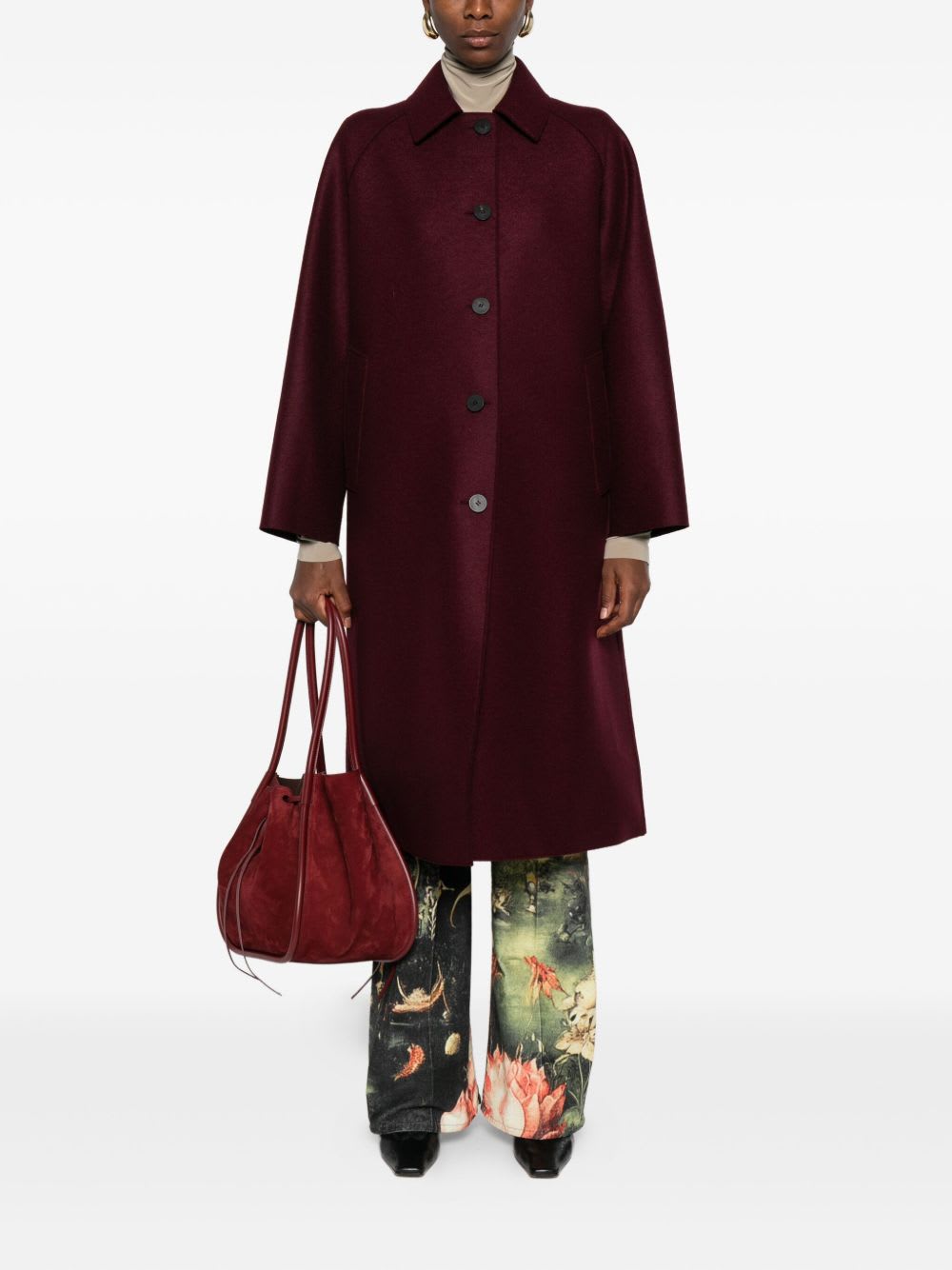 Harris Wharf London Wool Raglan Sleeve Coat With Welt Pockets In Red