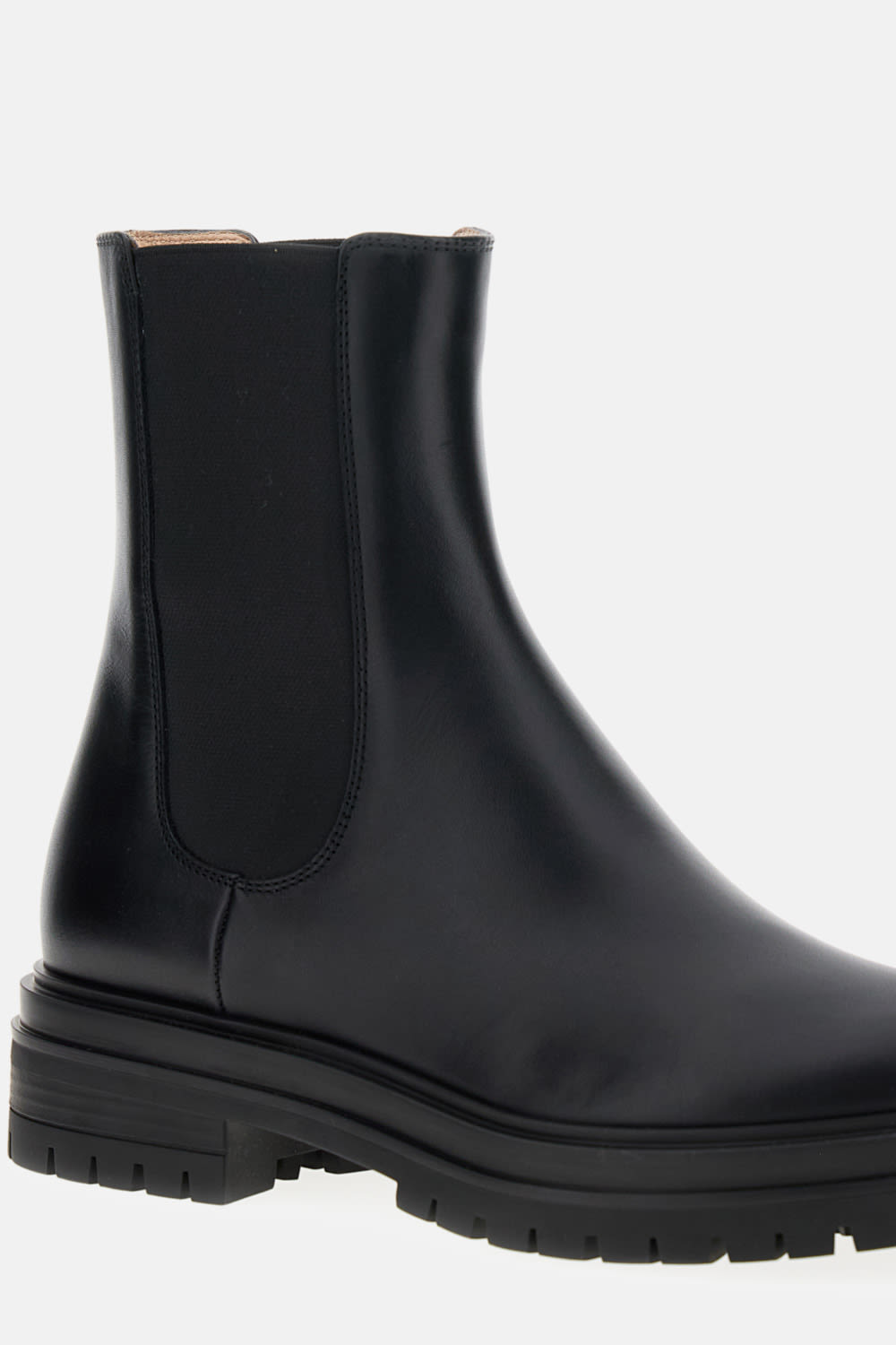 Gianvito Rossi Chester Leather Chelsea Boots In Black
