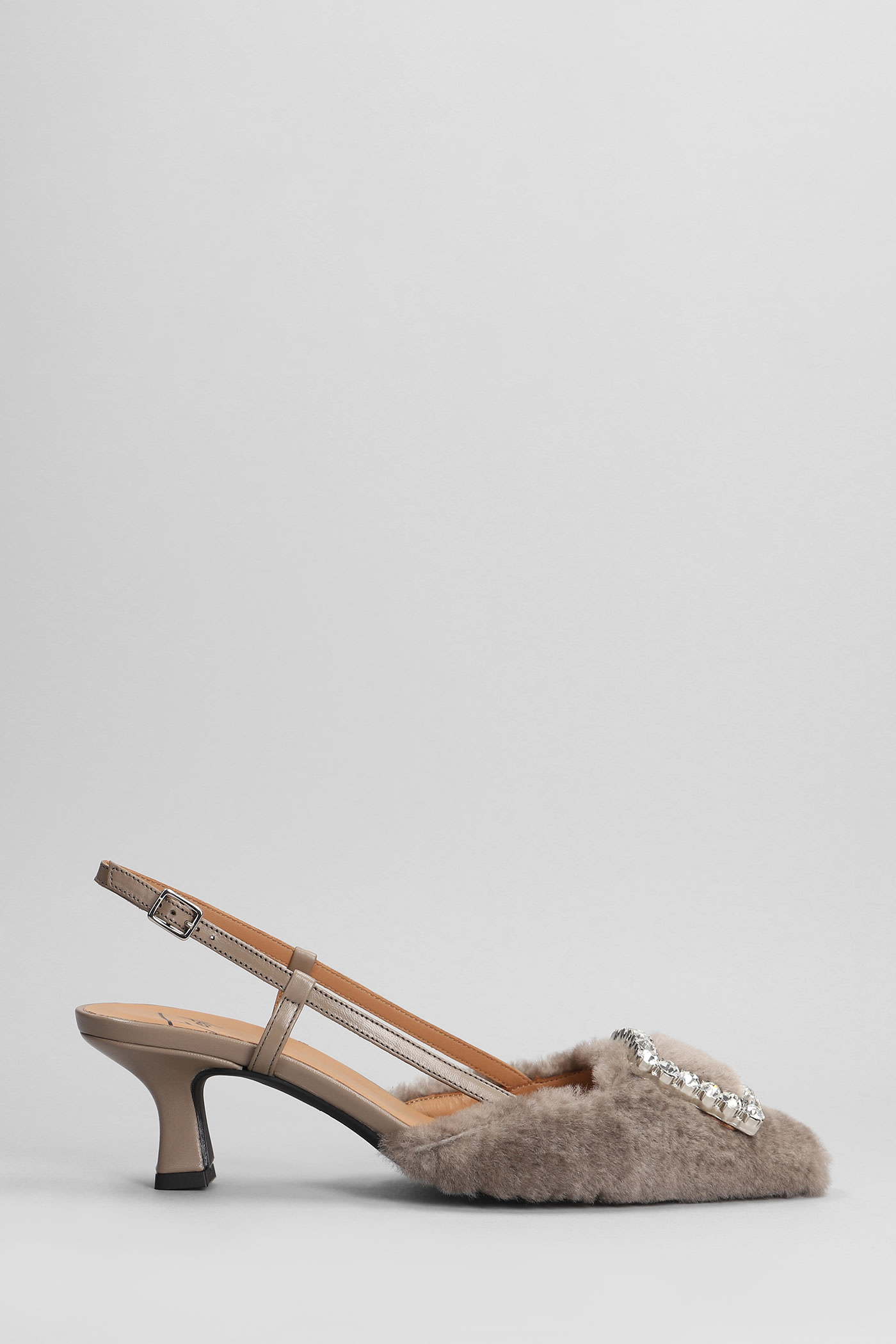 Shop Roberto Festa Stefi Pumps In Taupe Leather