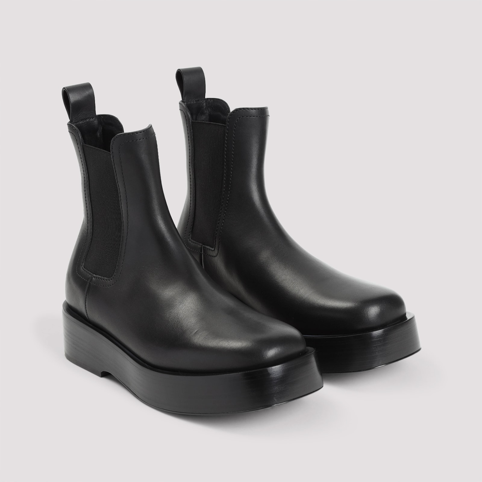 Shop Bottega Veneta Torino Chelsea Boots In Black