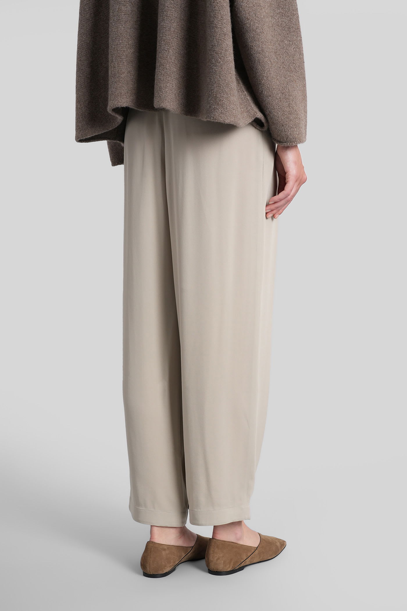Giorgio Armani Pants In Beige Silk In Gray