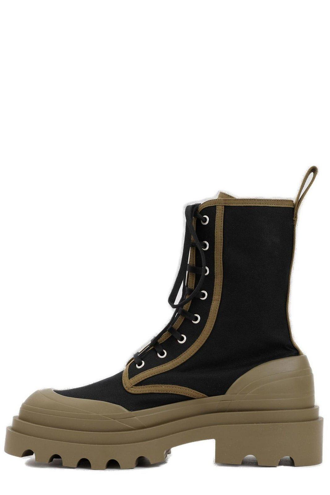 Bottega Veneta Lace-up Boots In Black