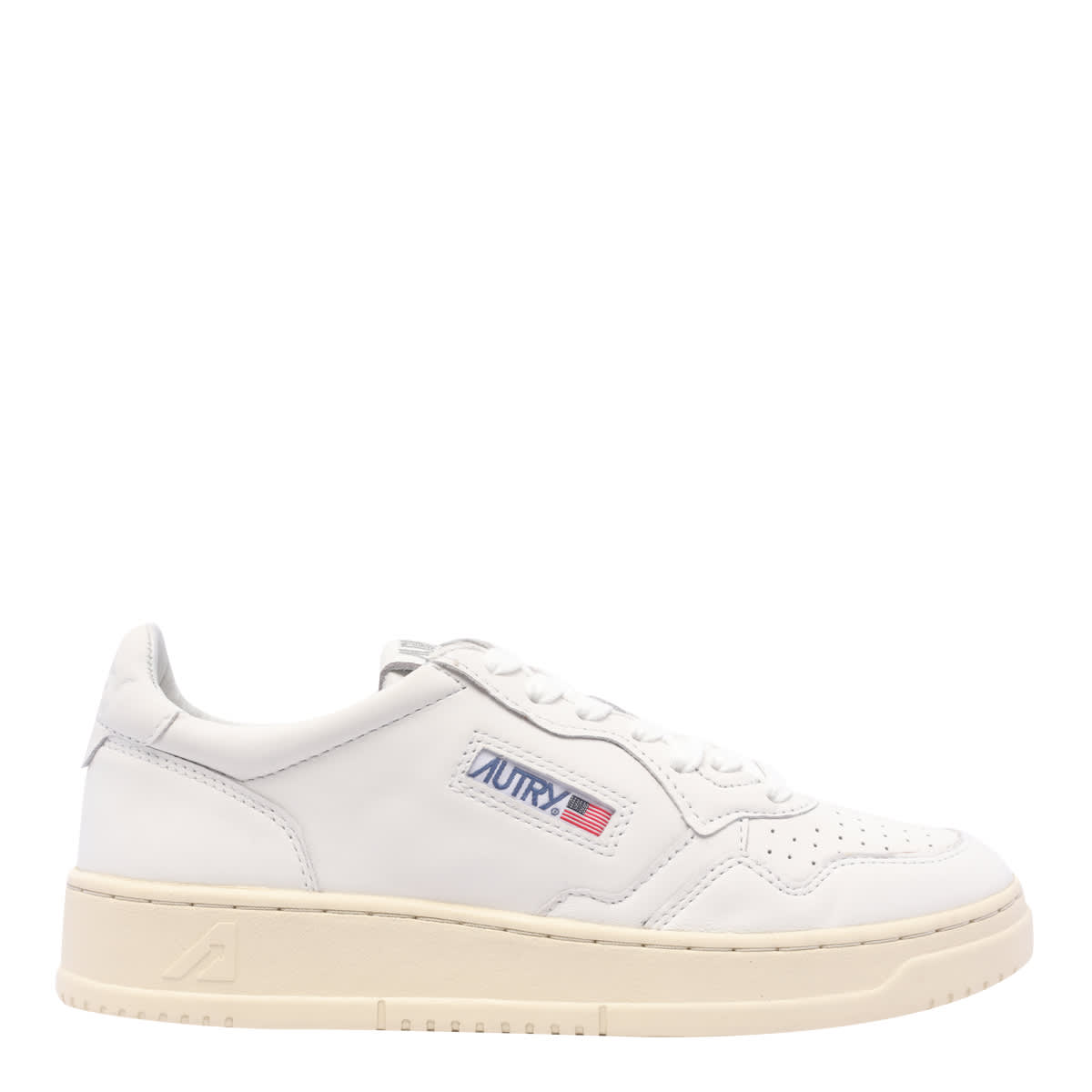 Shop Autry Medalist Low Sneakers Sneakers In White