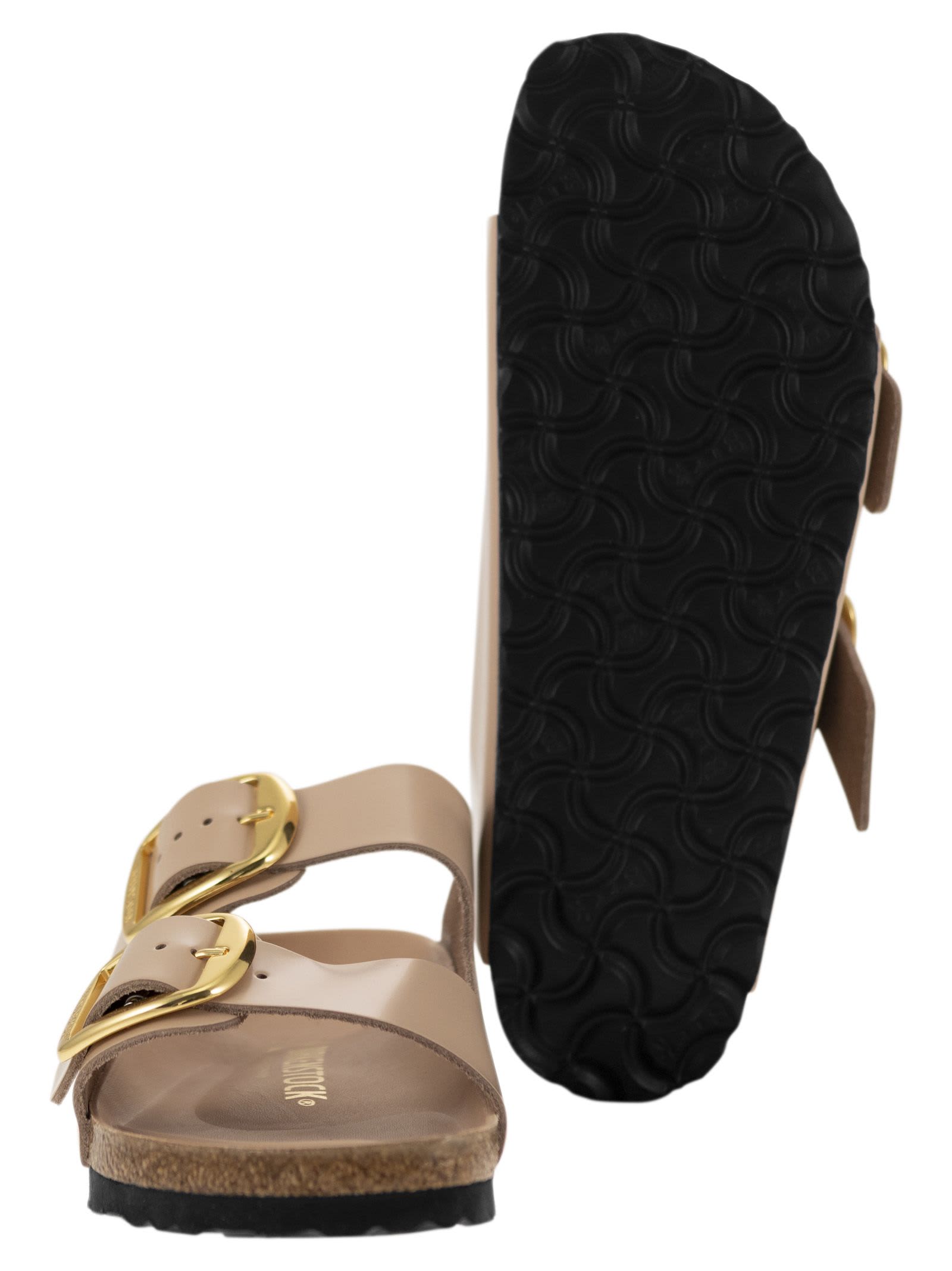Shop Birkenstock Arizona - Slipper Sandal In New Beige
