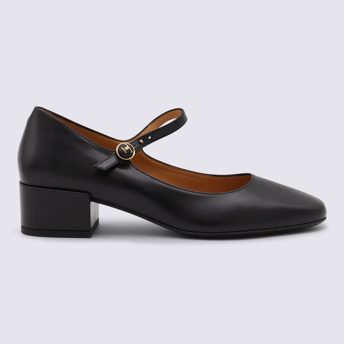 Black Leather Pumps