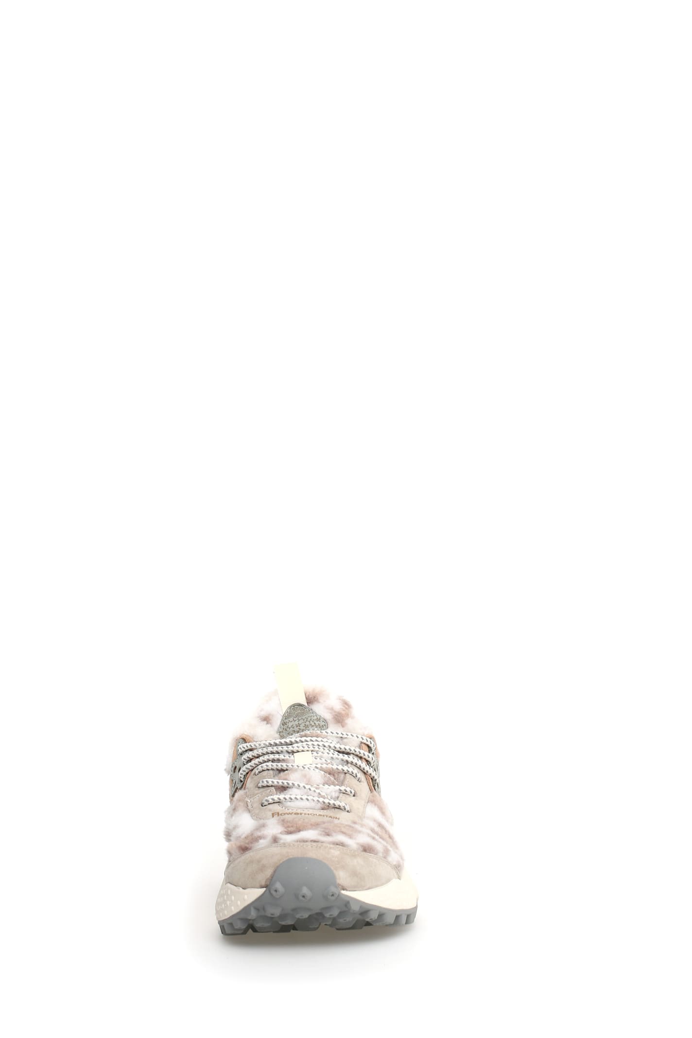 Shop Flower Mountain Kotetsu Woman In White/beige