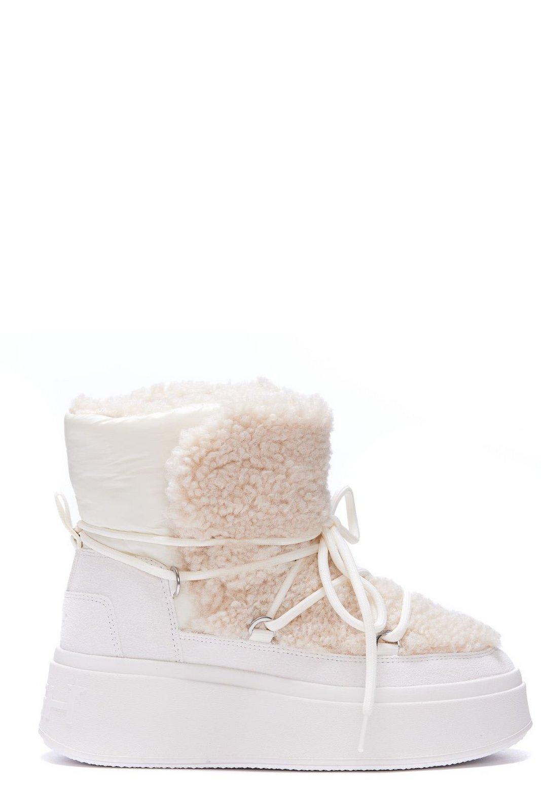 Moboo Lace-up Ankle Boots