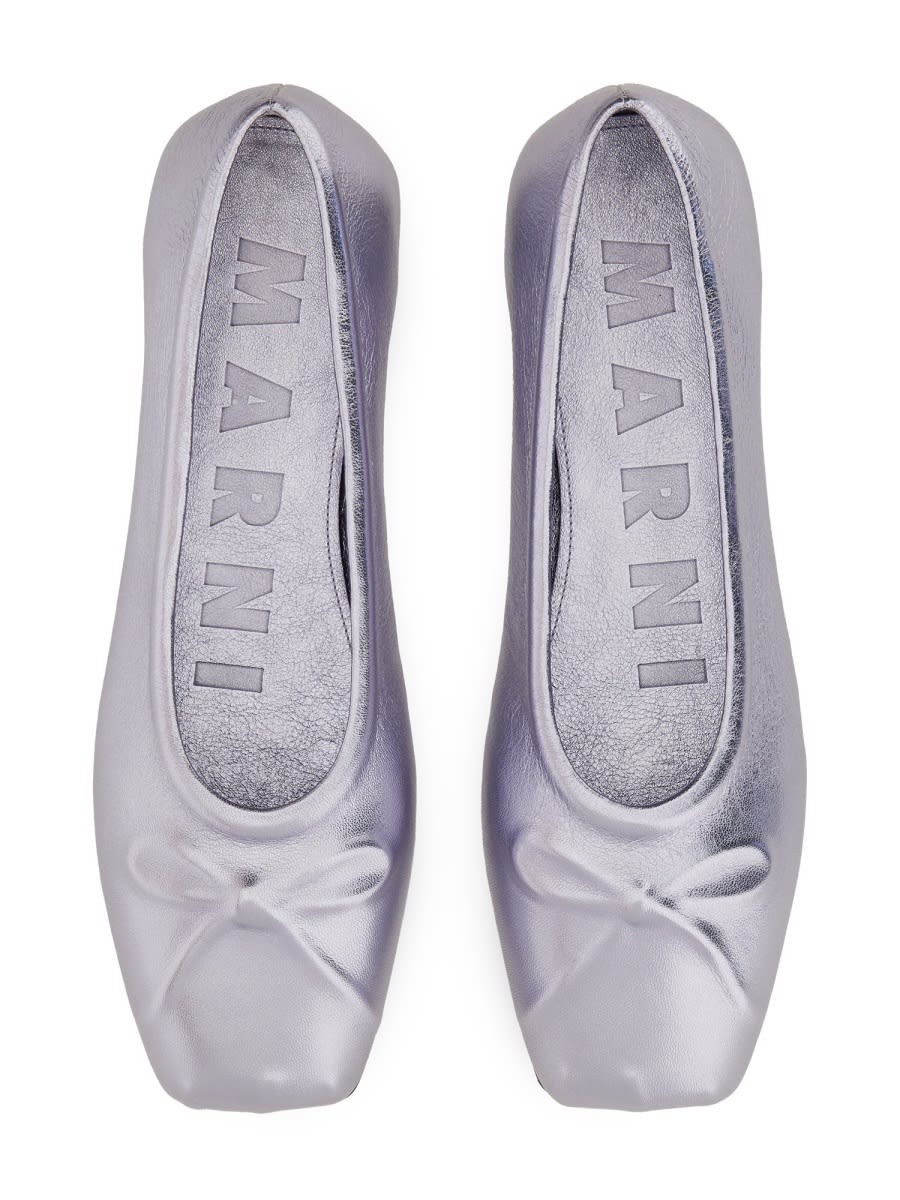 Shop Marni Lillte Bow Ballet Flats In Silver