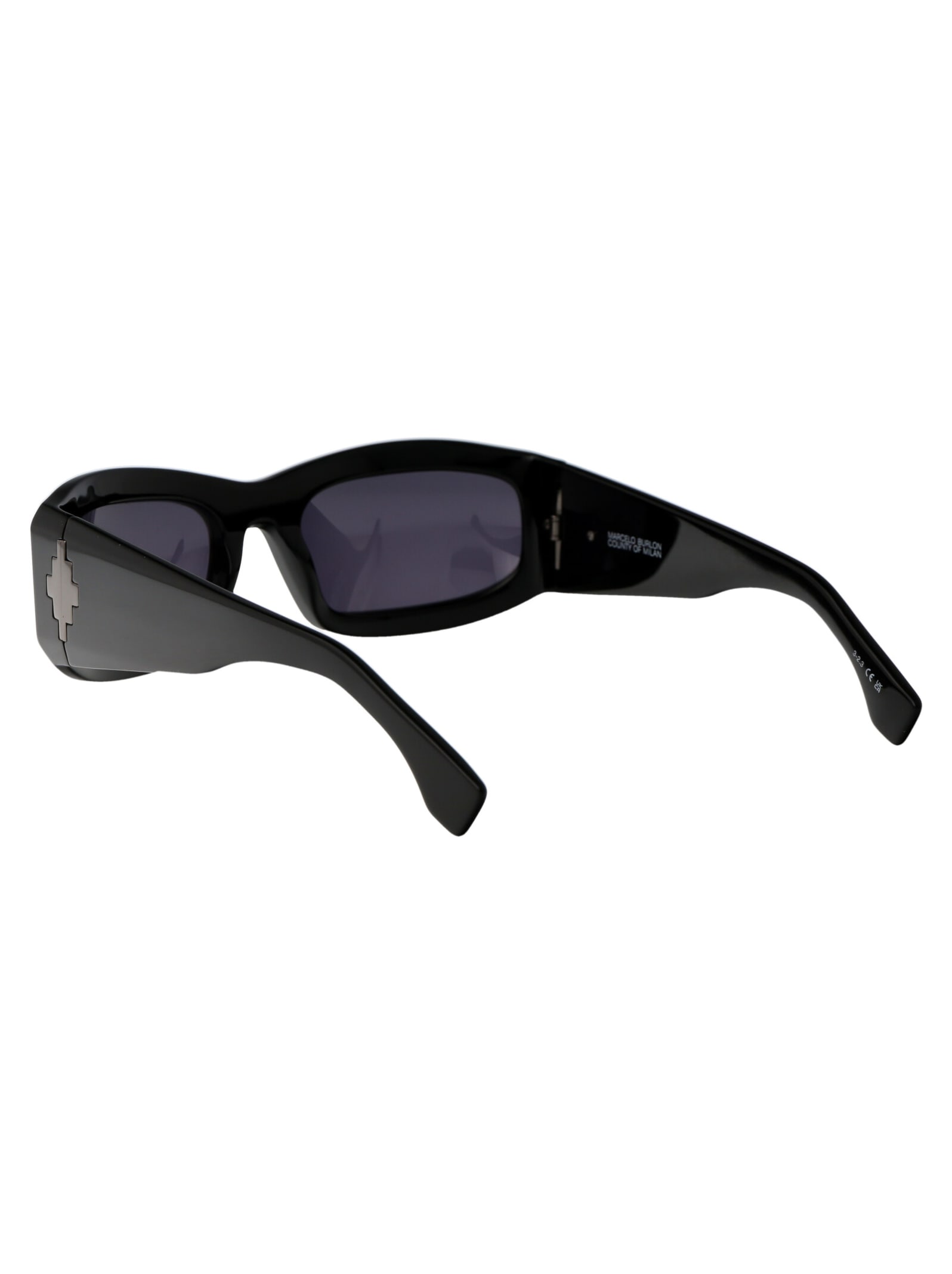 Shop Marcelo Burlon County Of Milan Catemu Sunglasses In 1007 Black