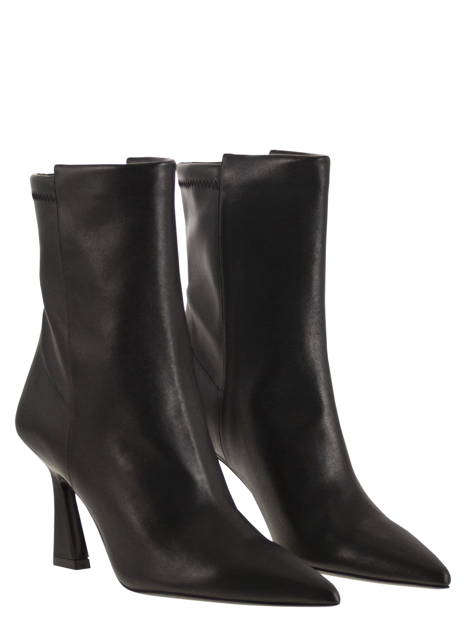 Stuart Weitzman Vinnie - Leather Ankle Boot In Black