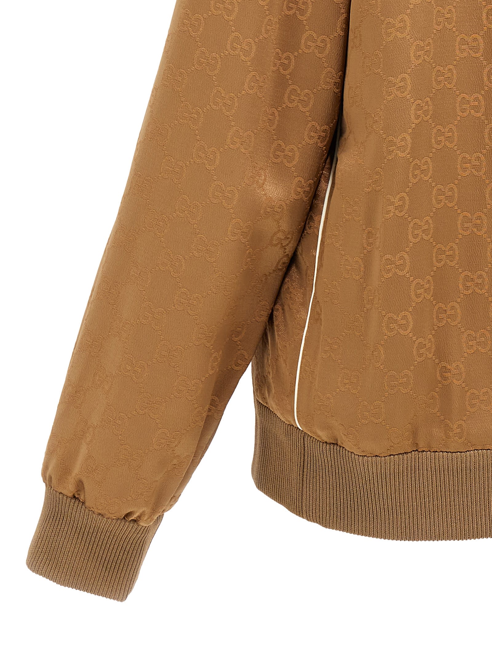 Shop Gucci Gg Sweatshirt In Beige