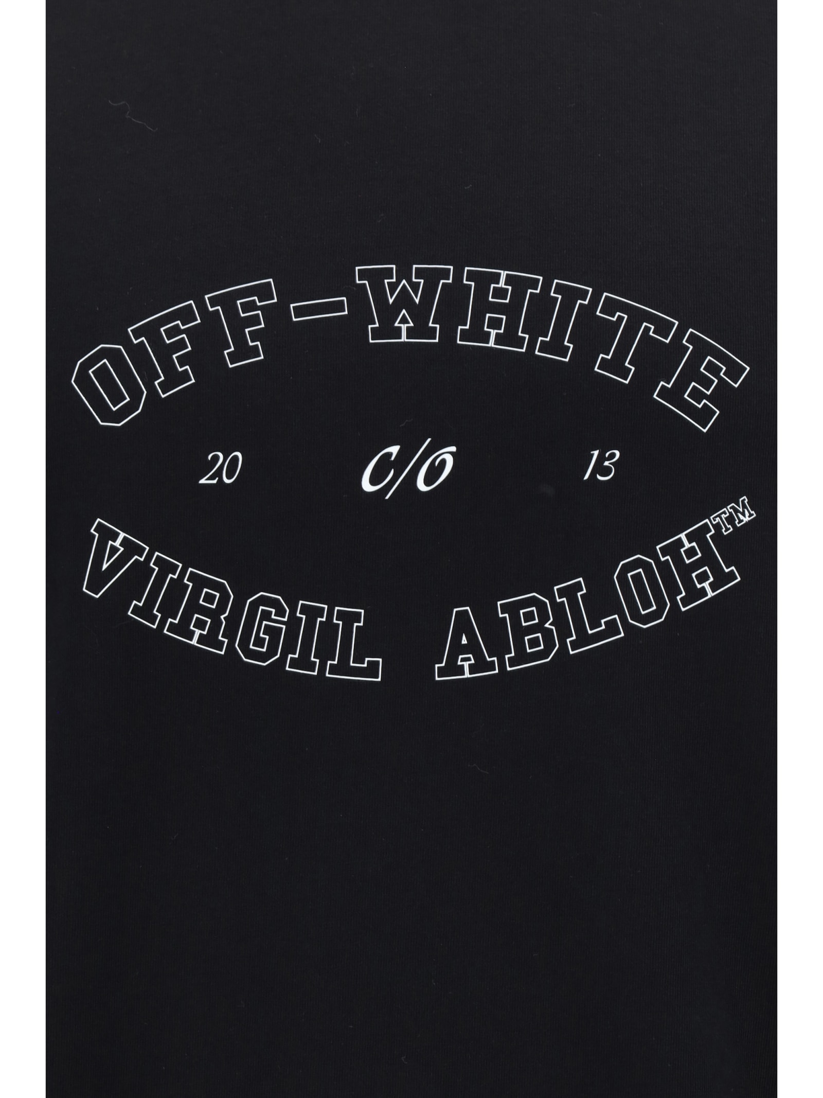 Shop Off-white T-shirt In Nero/bianco