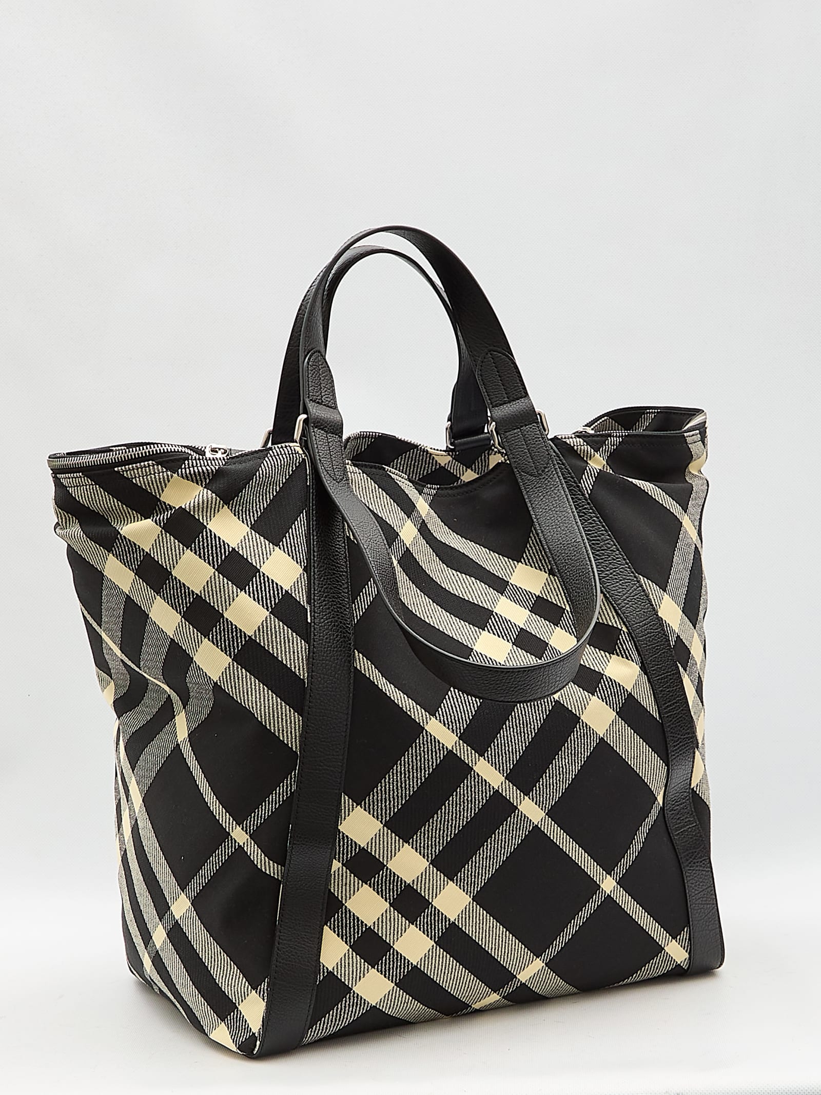 Shop Burberry Festival Tote Bag In Black