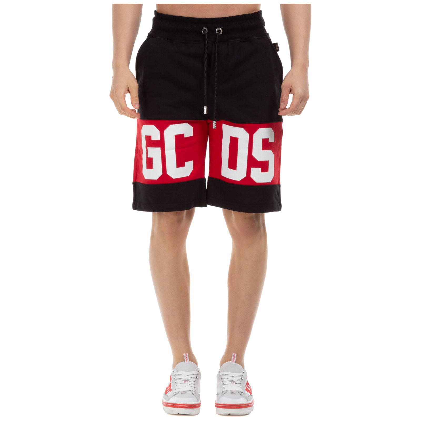 Click to view more detailed imagery on our partner's website Gcds Band Logo Shorts In Nero