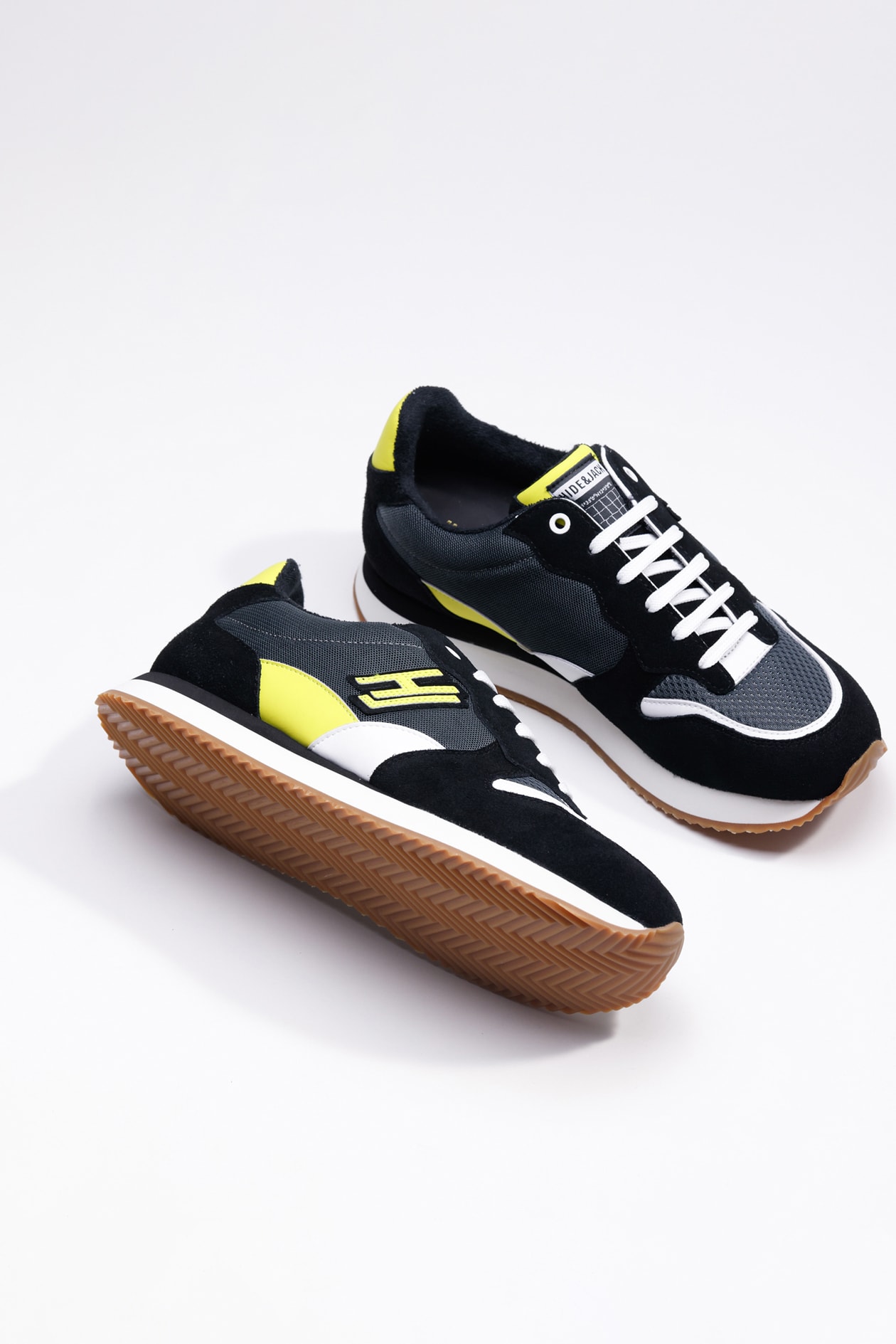 Shop Hide&amp;jack Low Top Sneaker - Over Black Yellow