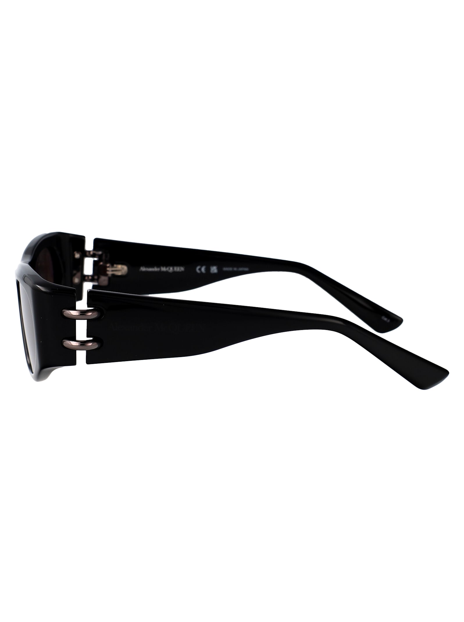 Alexander Mcqueen Am0471s Sunglasses In Black-black-grey