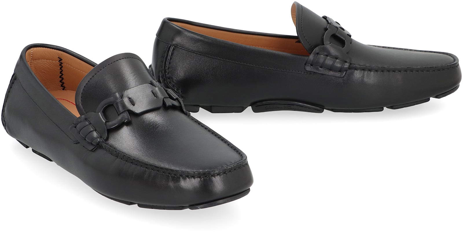 Ferragamo Byte Leather Loafers In Black