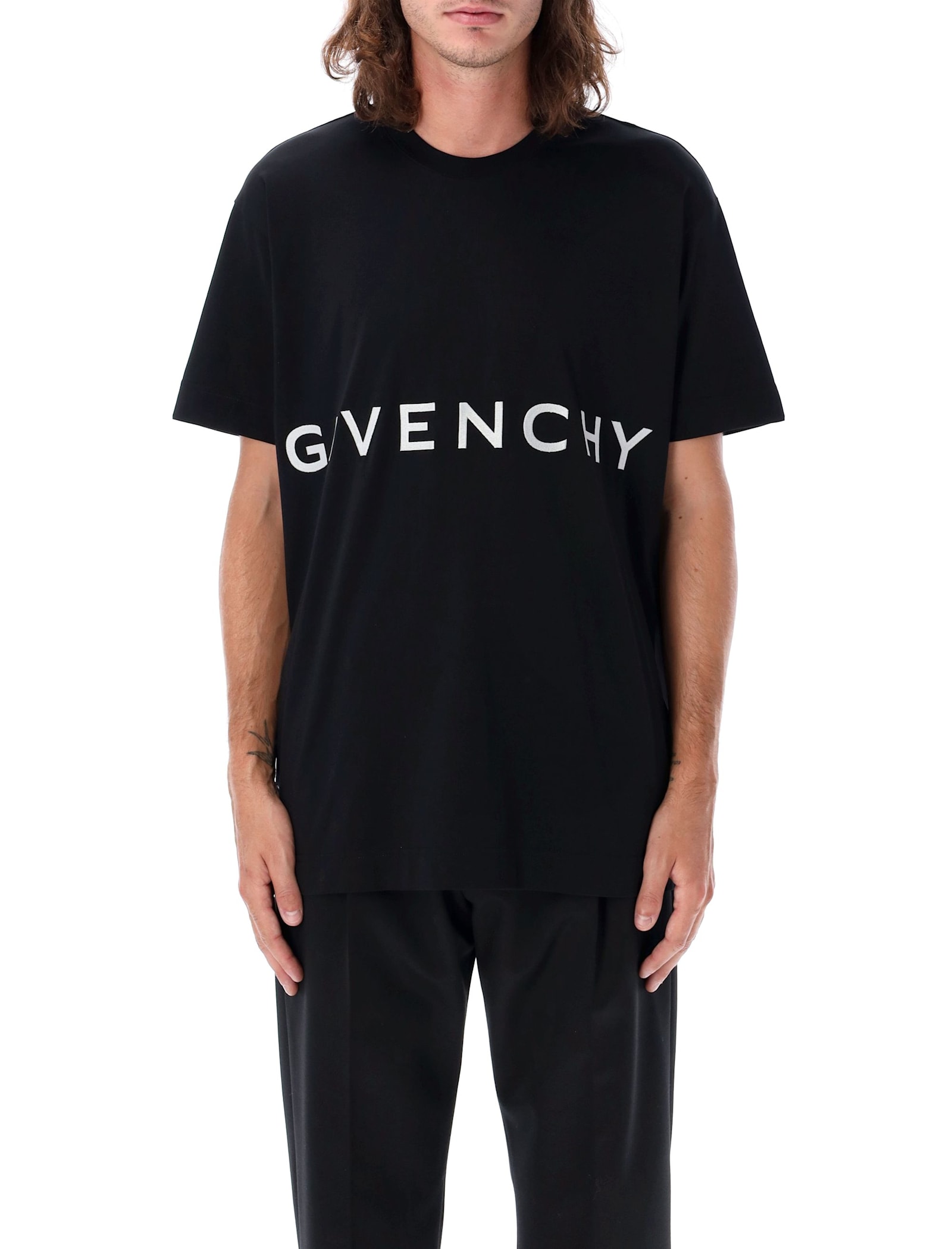 Shop Givenchy 4g Logo T-shirt In Black