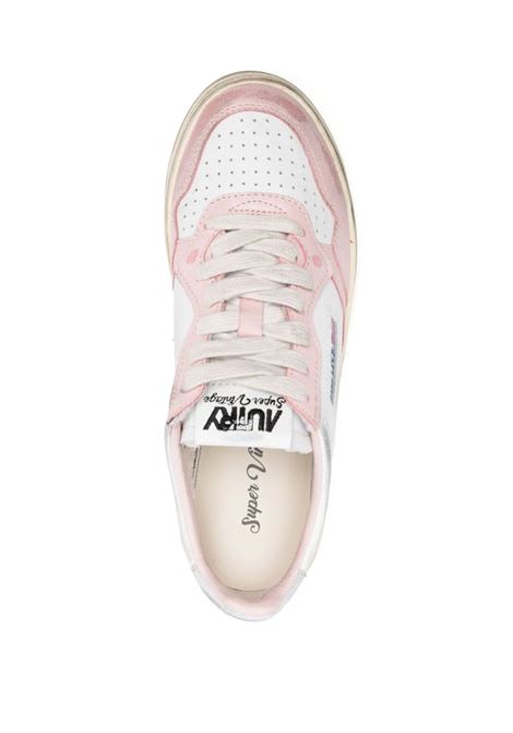 Shop Autry Sup Vint Low Sneakers In Bianco