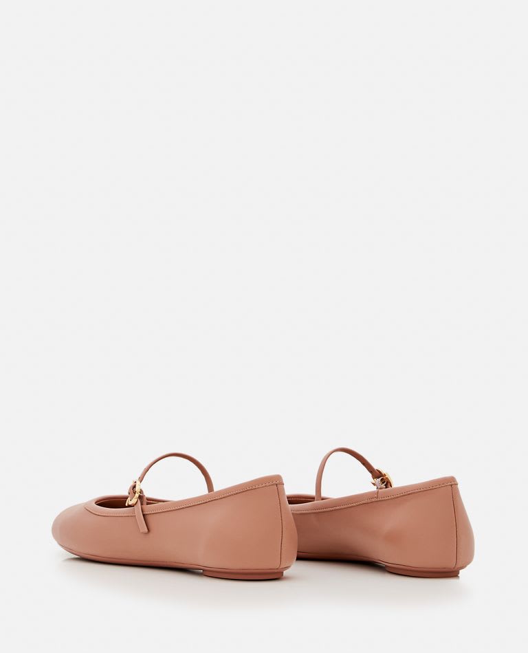 Shop Gianvito Rossi Leather Ballet Flat In Rose