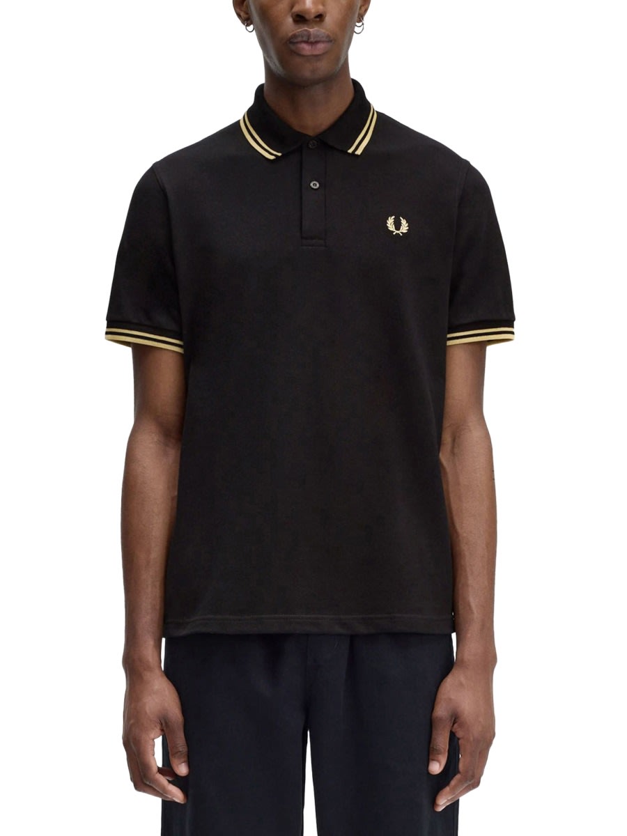 Fred Perry Polo Shirt With Contrast Trim And Collar In Black