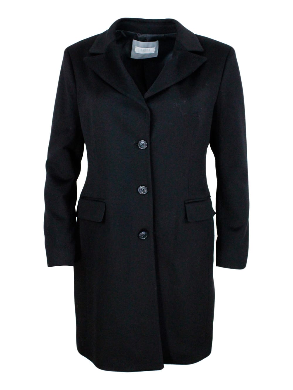 Single-breasted Coat Made Of Soft And Precious Cashmere With Flap Pockets And Button Closure. Matching Inner Lining. Side By Side Slim Line