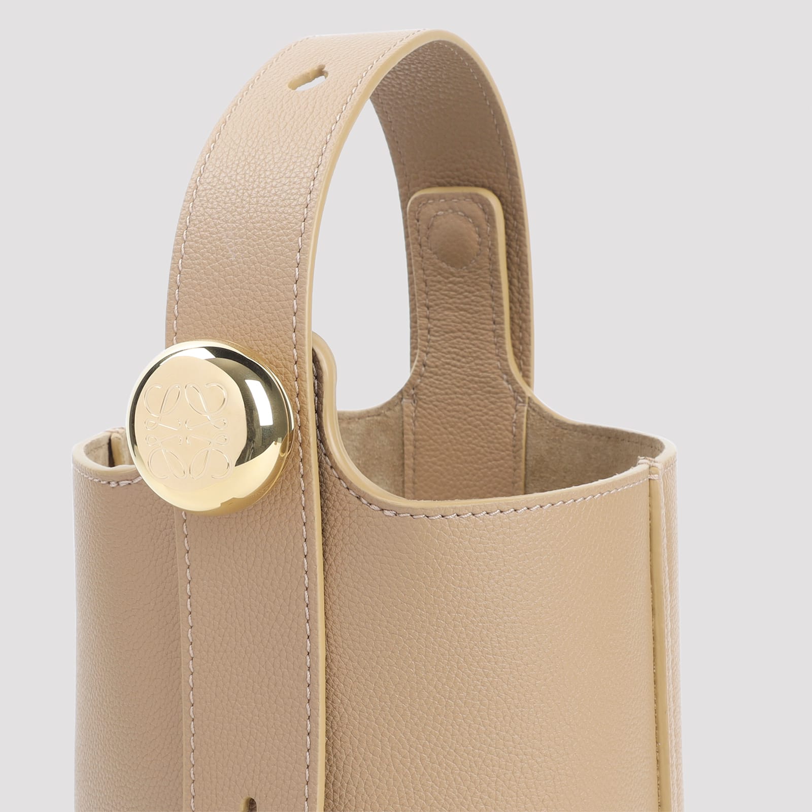 Loewe Pebble Bucket Mini In Brown