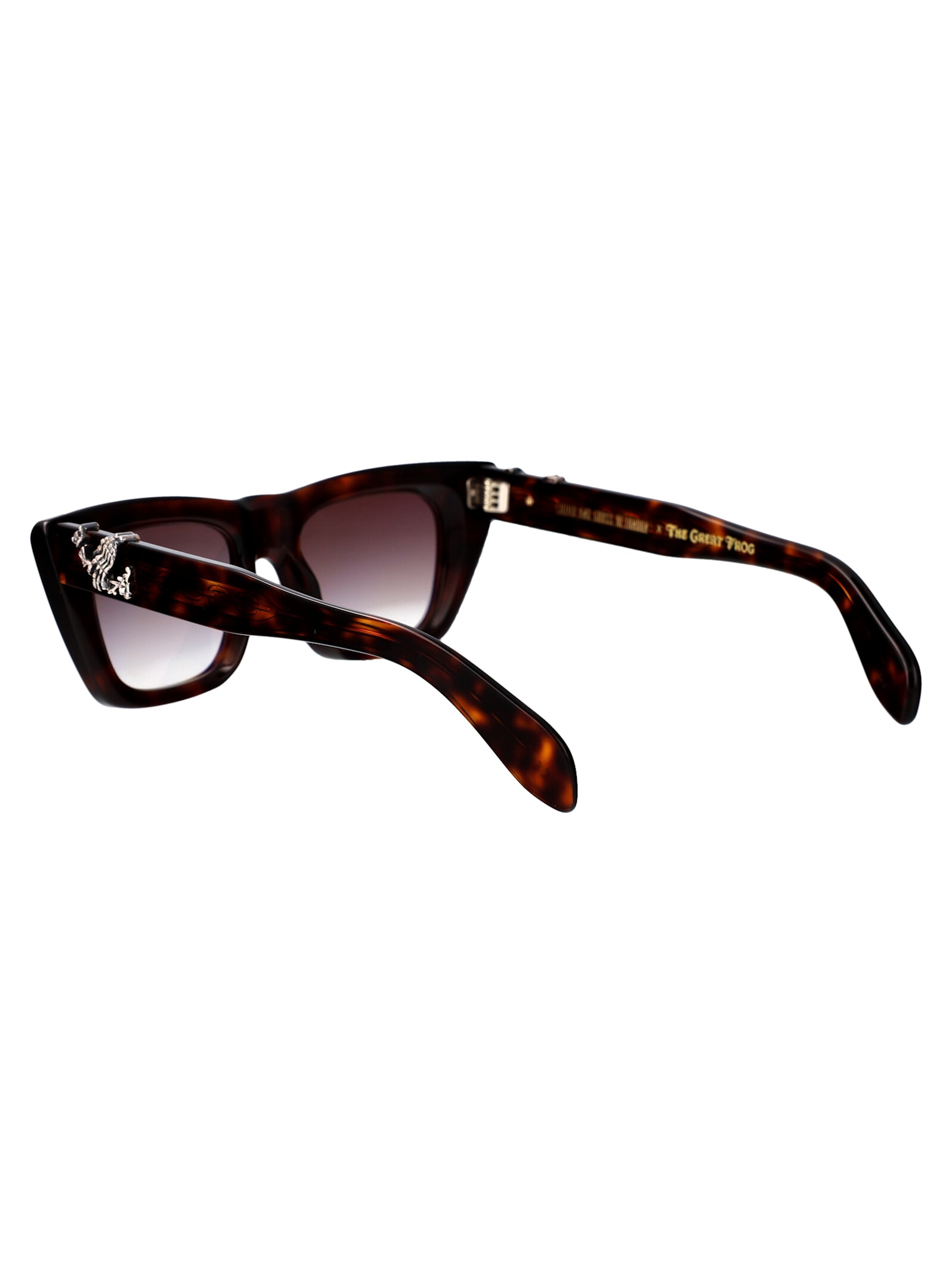 Shop Cutler And Gross The Great Frog - 008 Sunglasses In 02 Dark Turtle