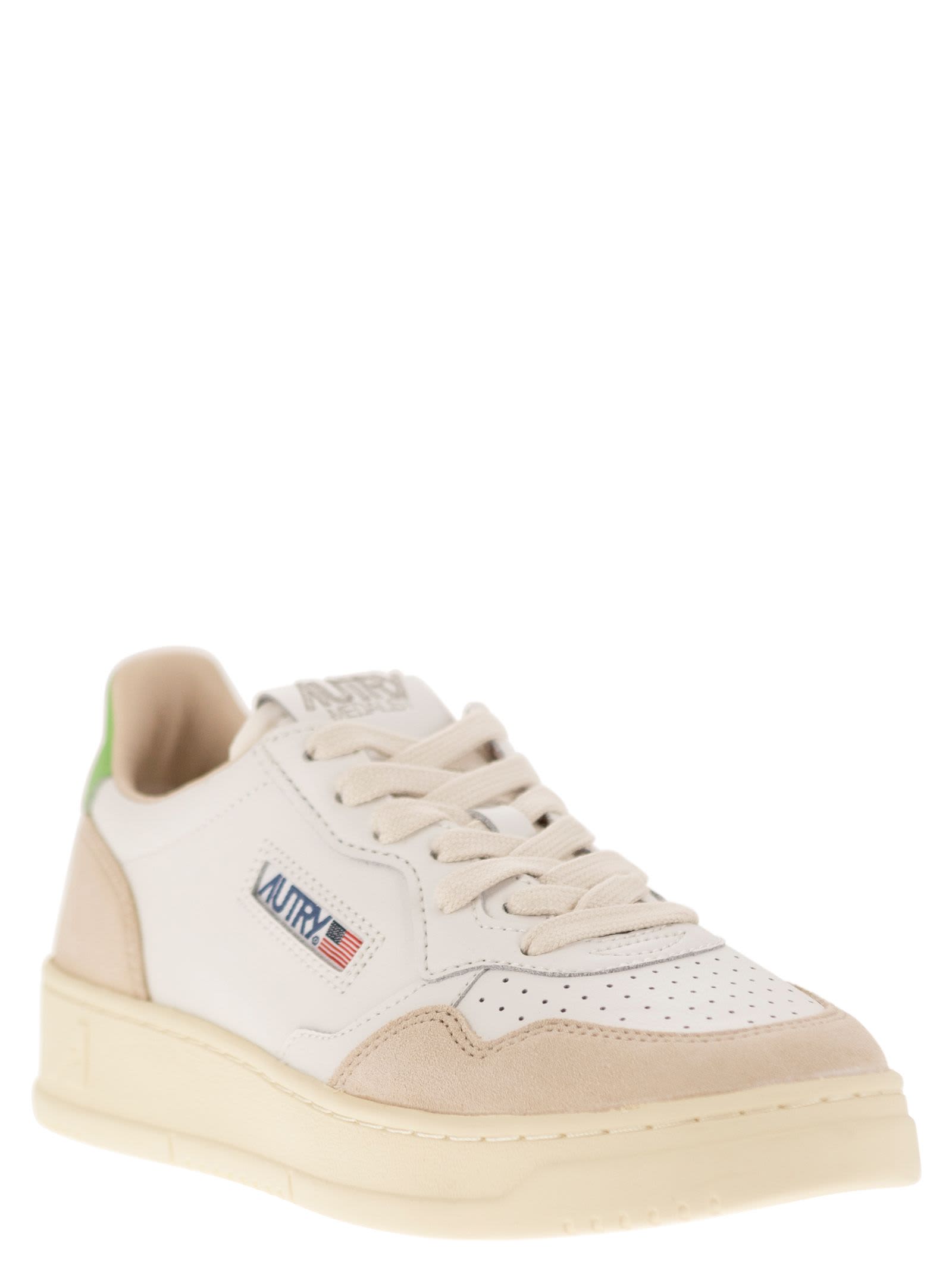 Shop Autry Medalist Low - Leather Trainers In White/green