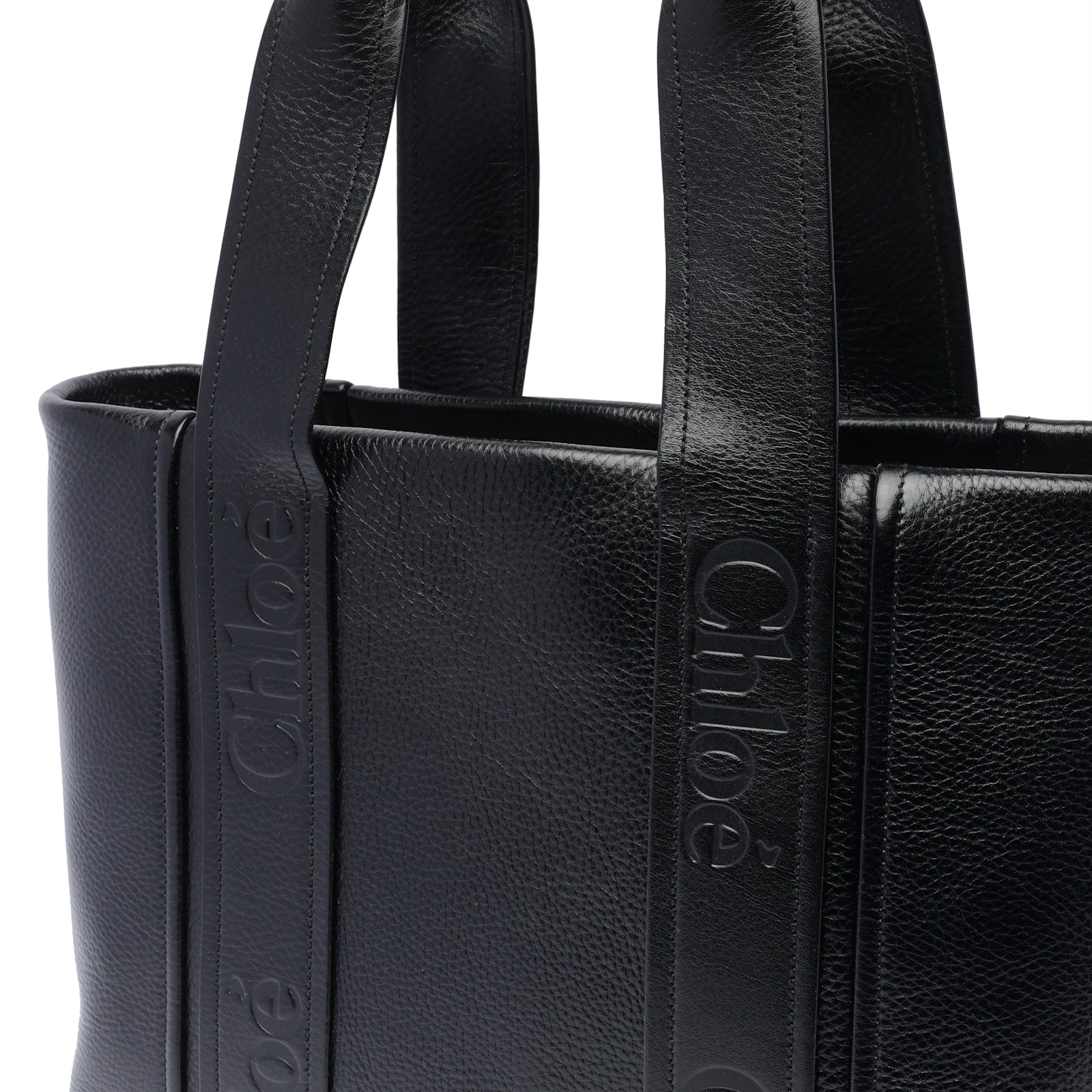 Shop Chloé Woody Medium Tote Bag In Black