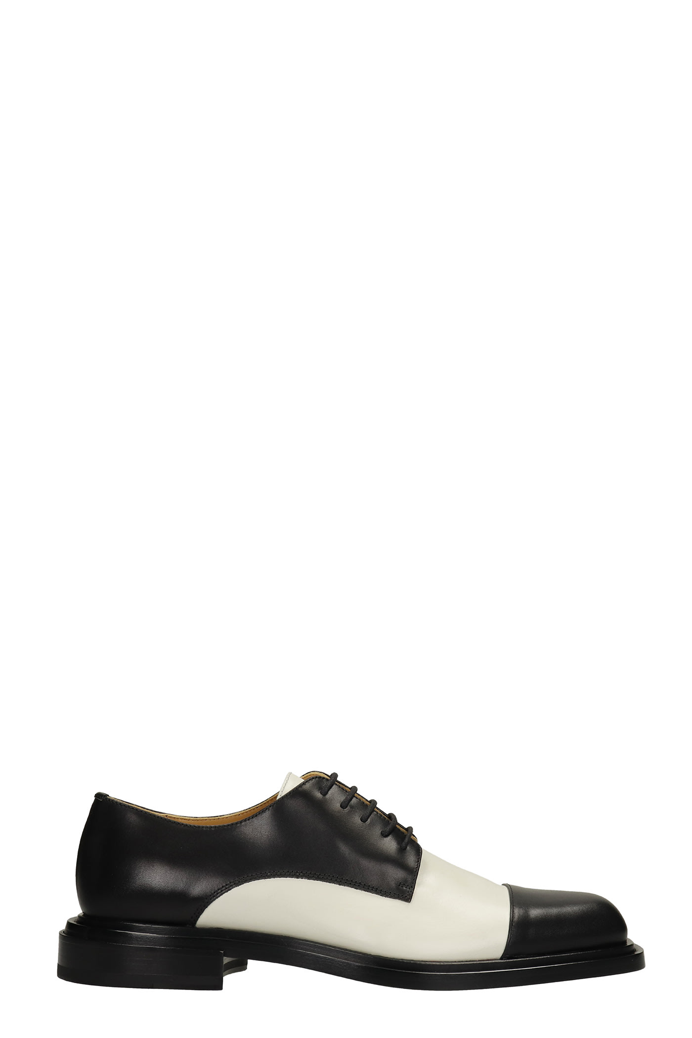 Cesare Paciotti Lace Up Shoes In Black Leather
