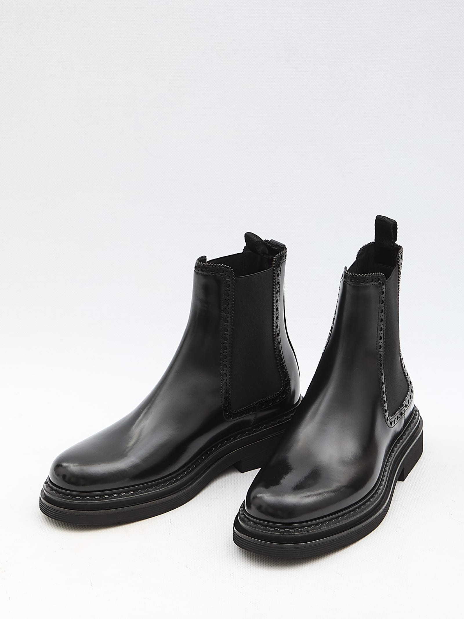 Dolce & Gabbana Brushed Leather Chelsea Boots In Black