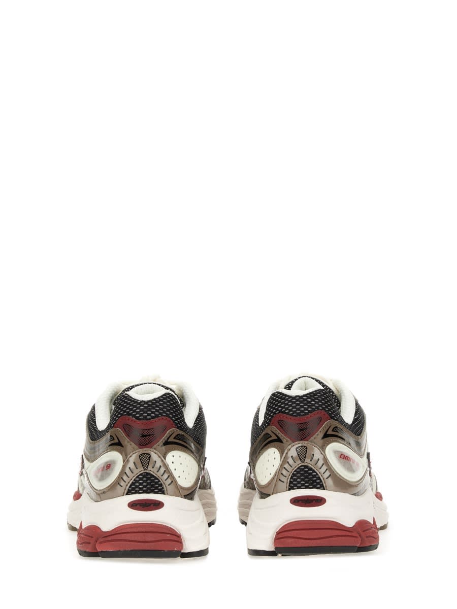 Saucony Progrid Omni 9 Sneakers In Multicolour
