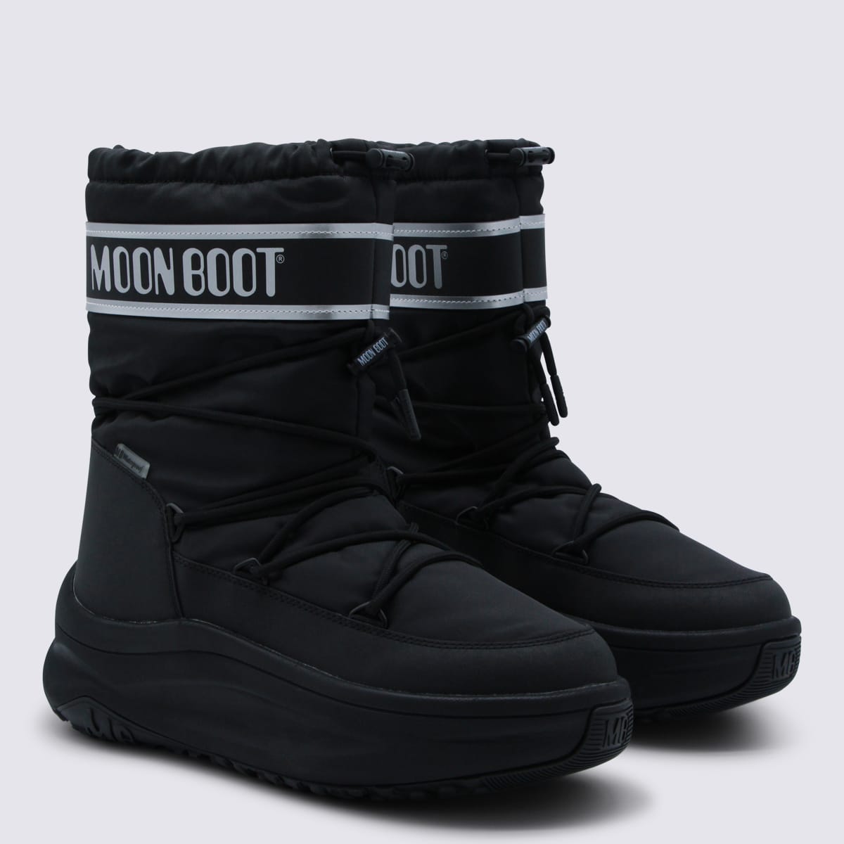 Moon Boot Stylish Round Toe Ankle Footwear In Black