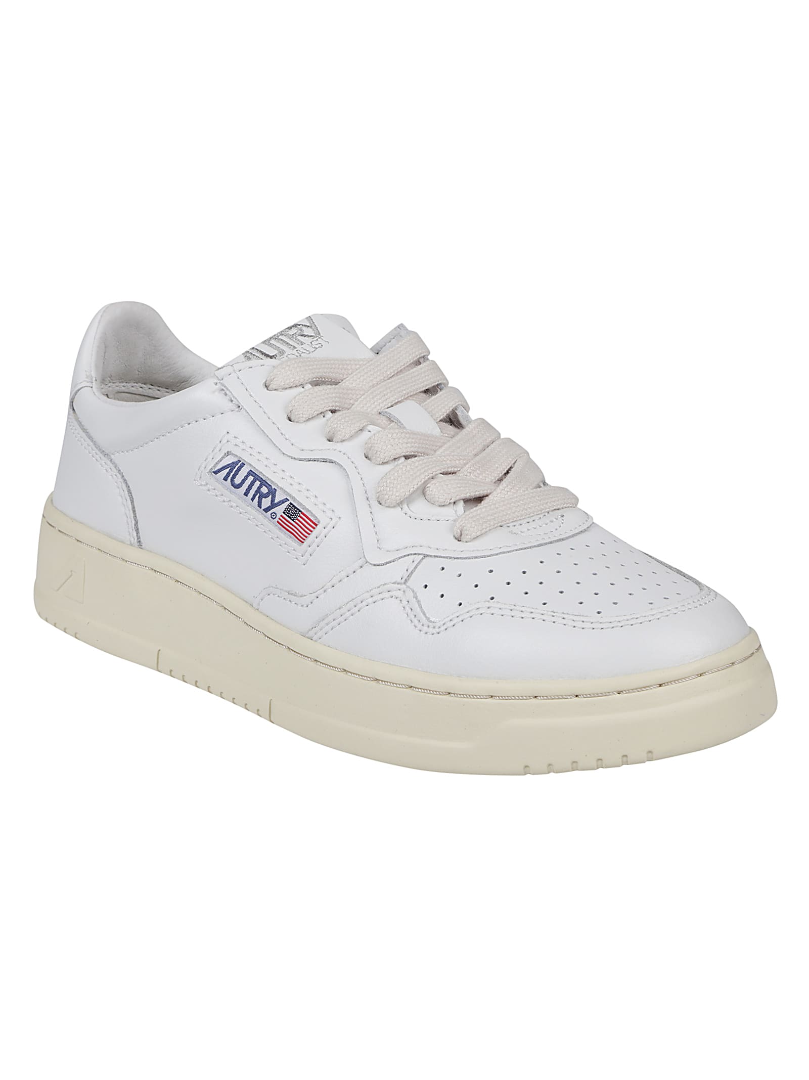 Autry Medalist Low Sneakers In White Leather In White