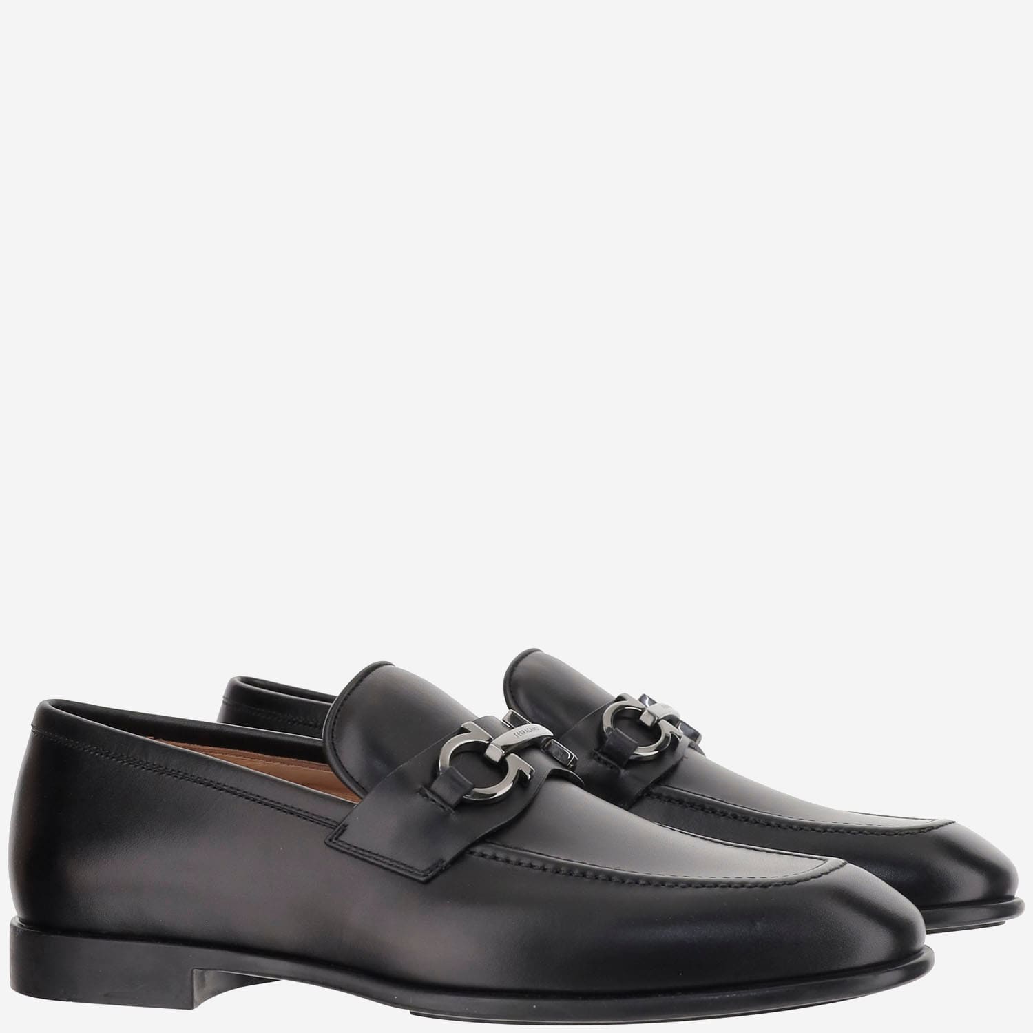 Ferragamo Black Gancini Casual Business Shoes In Black
