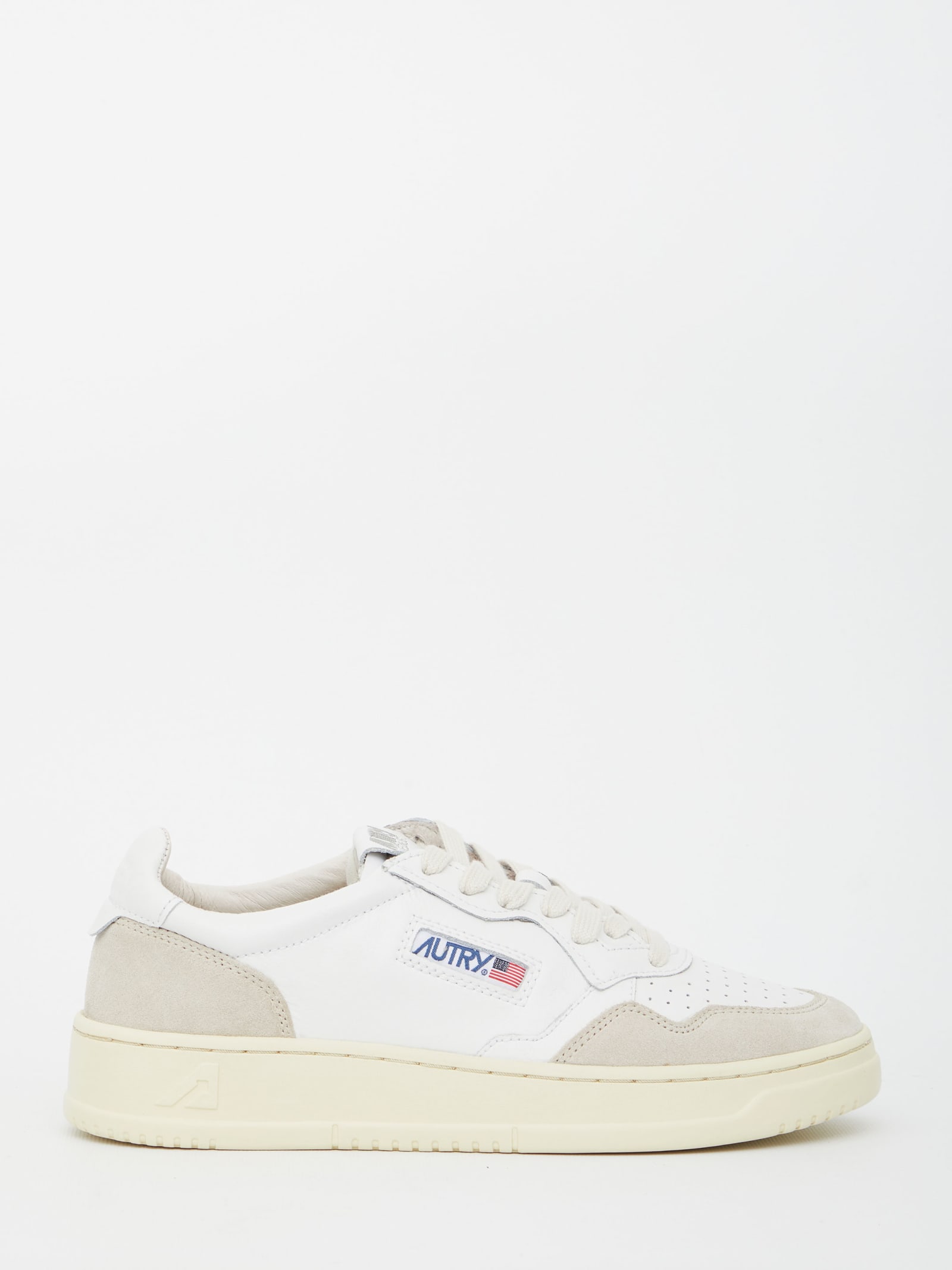 Autry Medalist Sneakers In White