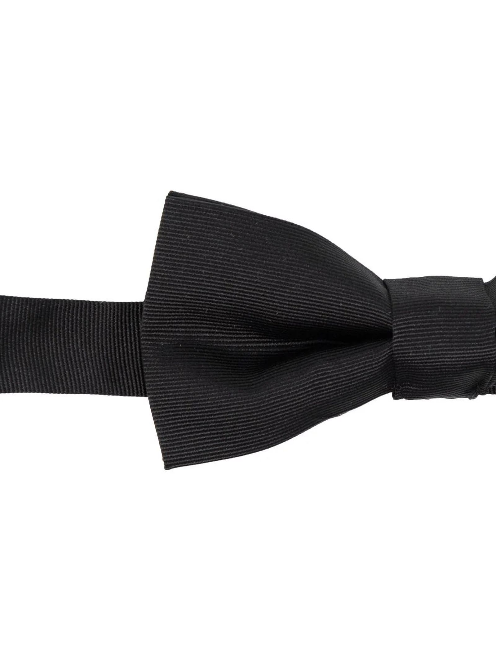 Dsquared2 Ribbed Pre-tied Bow Ties With Adjustable Strap In Black