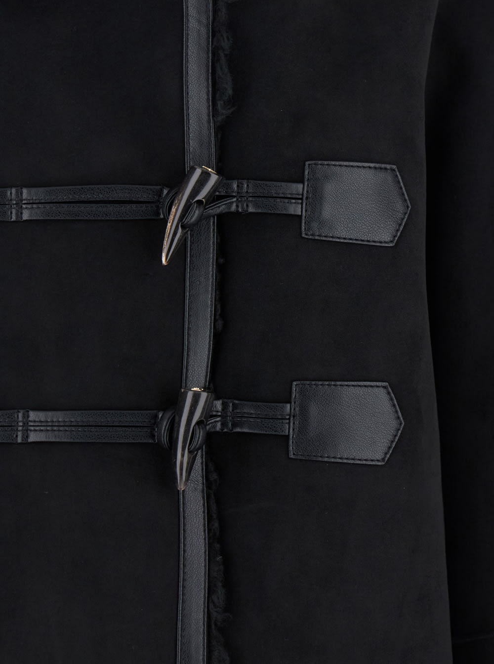 Low Classic Reversible Duffle Short Coat In Black