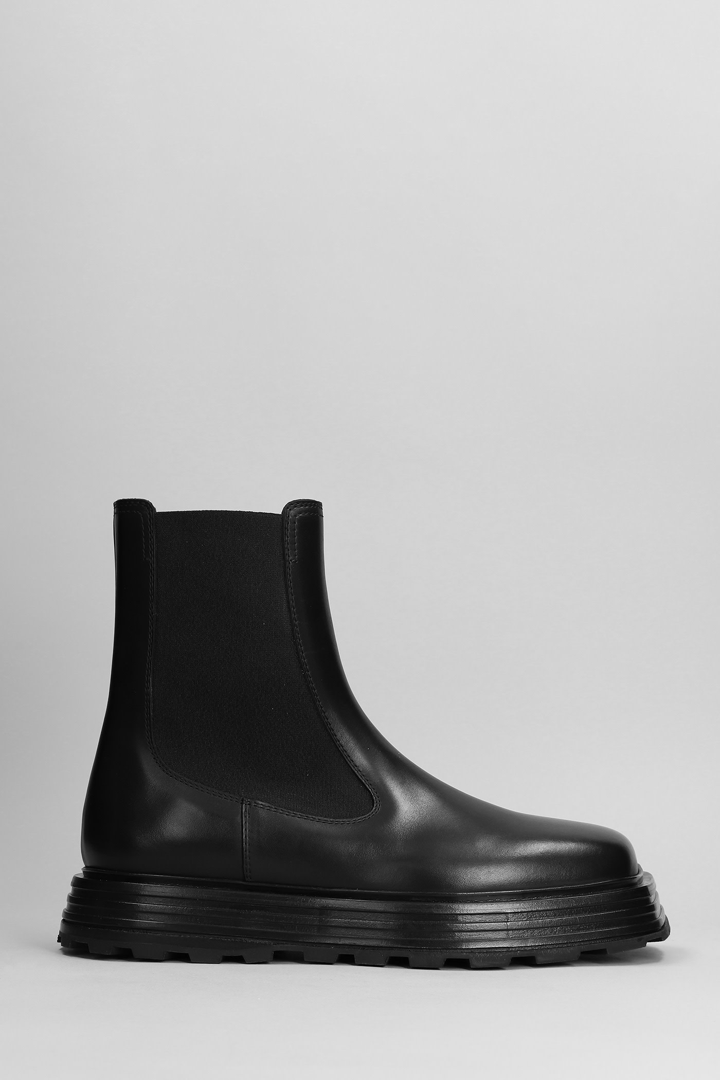 Jil Sander Square-toe Leather Ankle Boots In Black