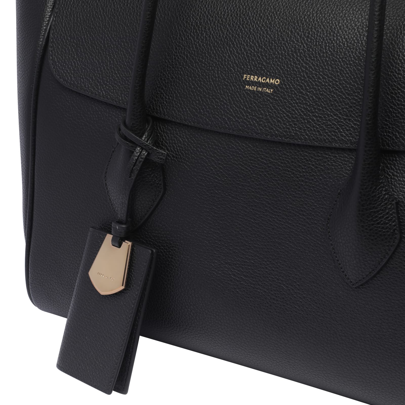 Shop Ferragamo Shoulder Bag In Black