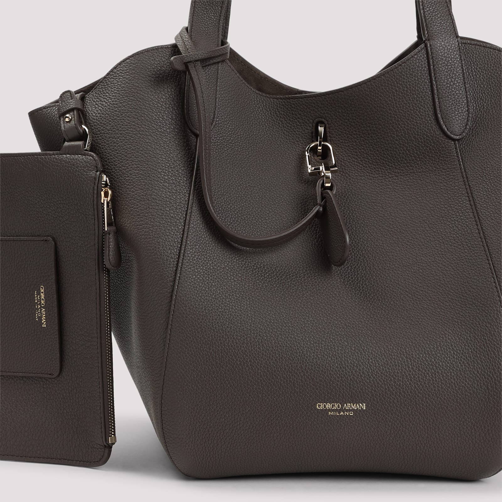 Giorgio Armani Logo Stamp Grained Leather Shoulder Bag In Mud