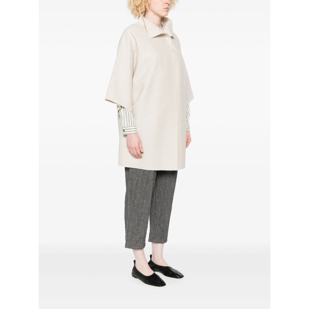Harris Wharf London Cape In Neutral