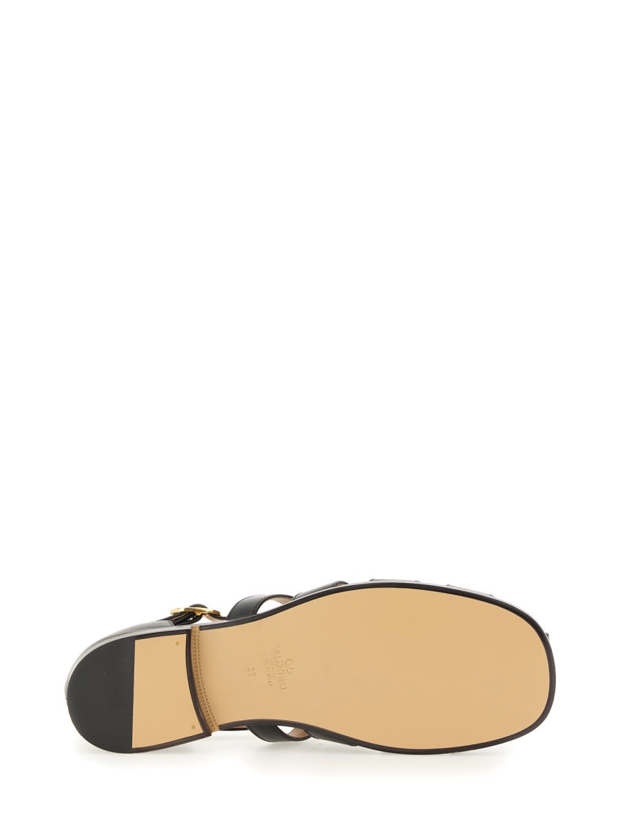 Valentino Garavani Sandal Fisherman Vlogo Signature In Black