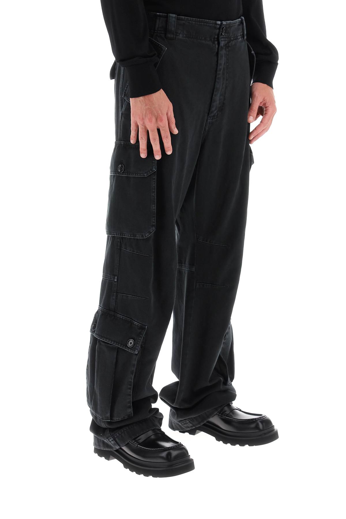 Shop Dolce & Gabbana Wide-leg Cargo Pants In Nero (black)