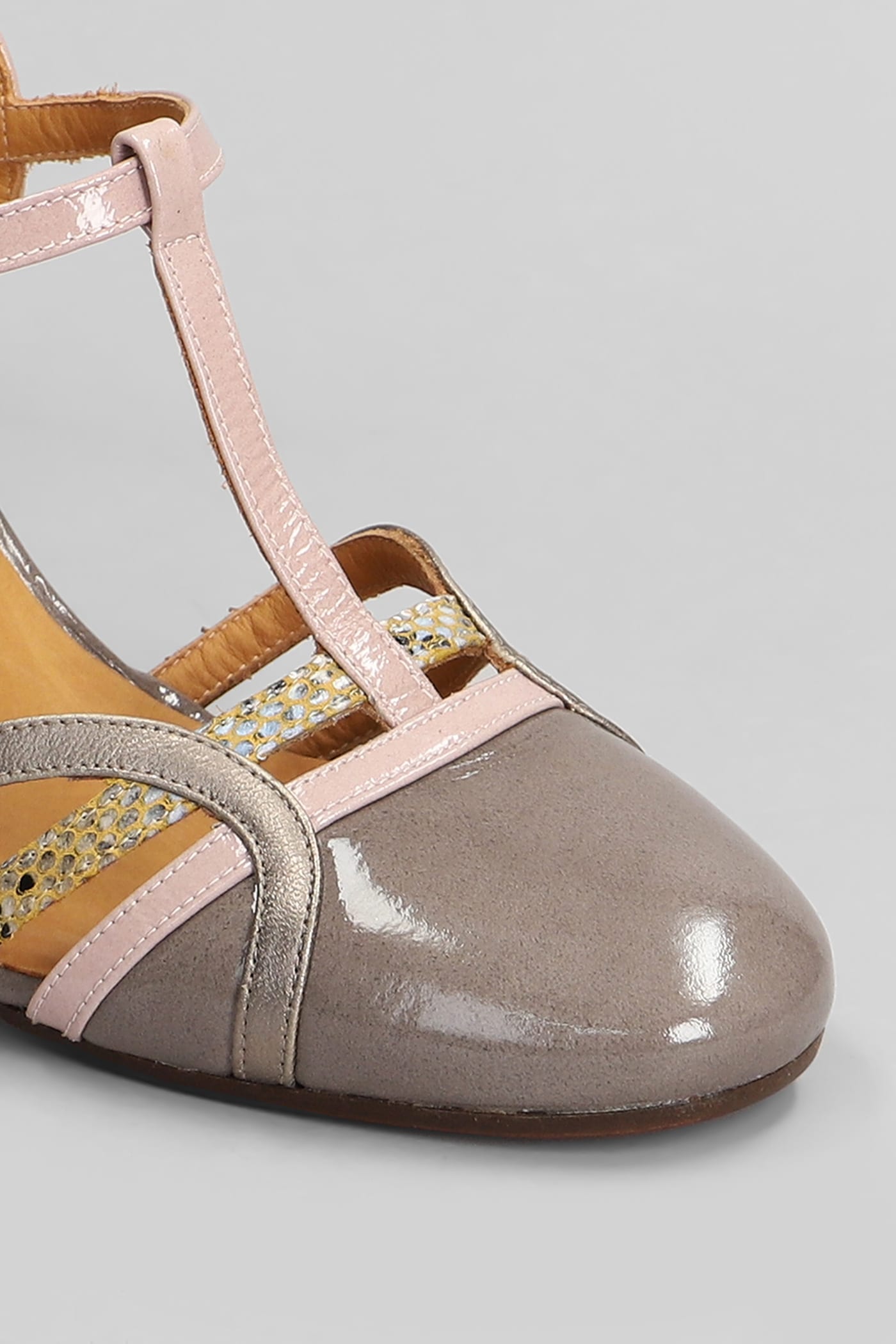 Chie Mihara Mendy 46 Pumps In Taupe Leather In Taupe