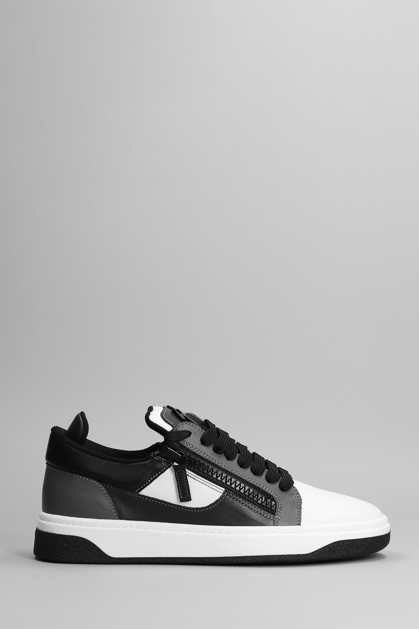 Giuseppe Zanotti Panelled Low-top Sneakers In Black