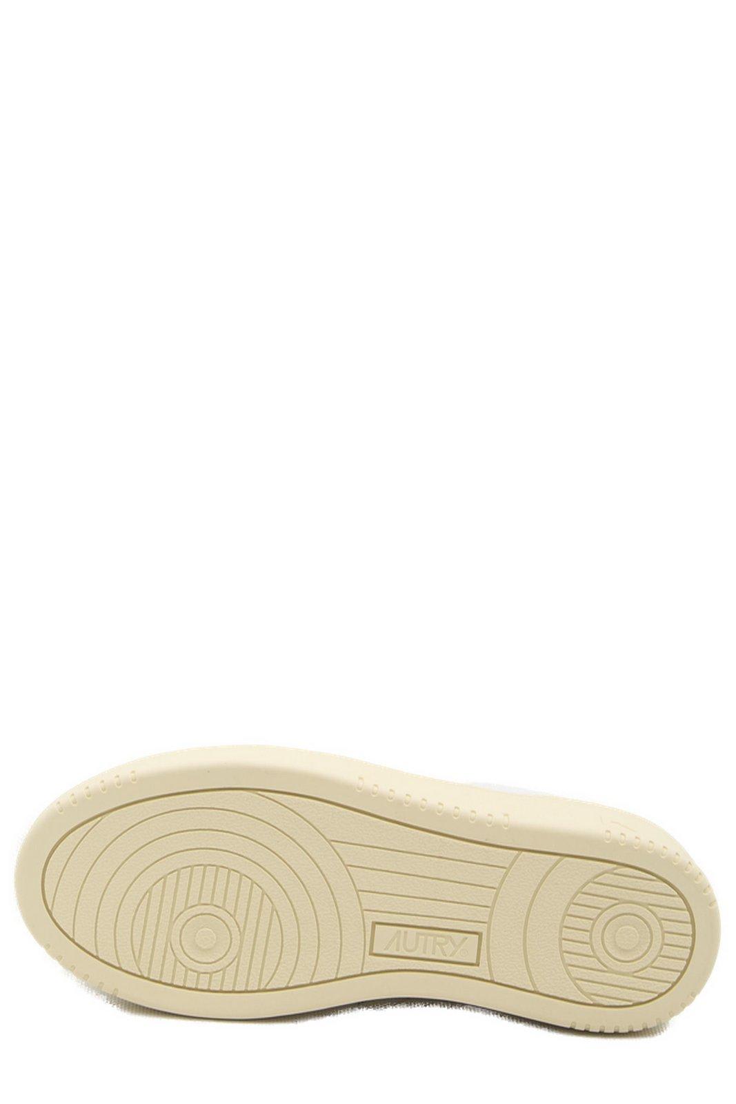 Autry Medalist Logo Embroidered Platform Sneakers In White