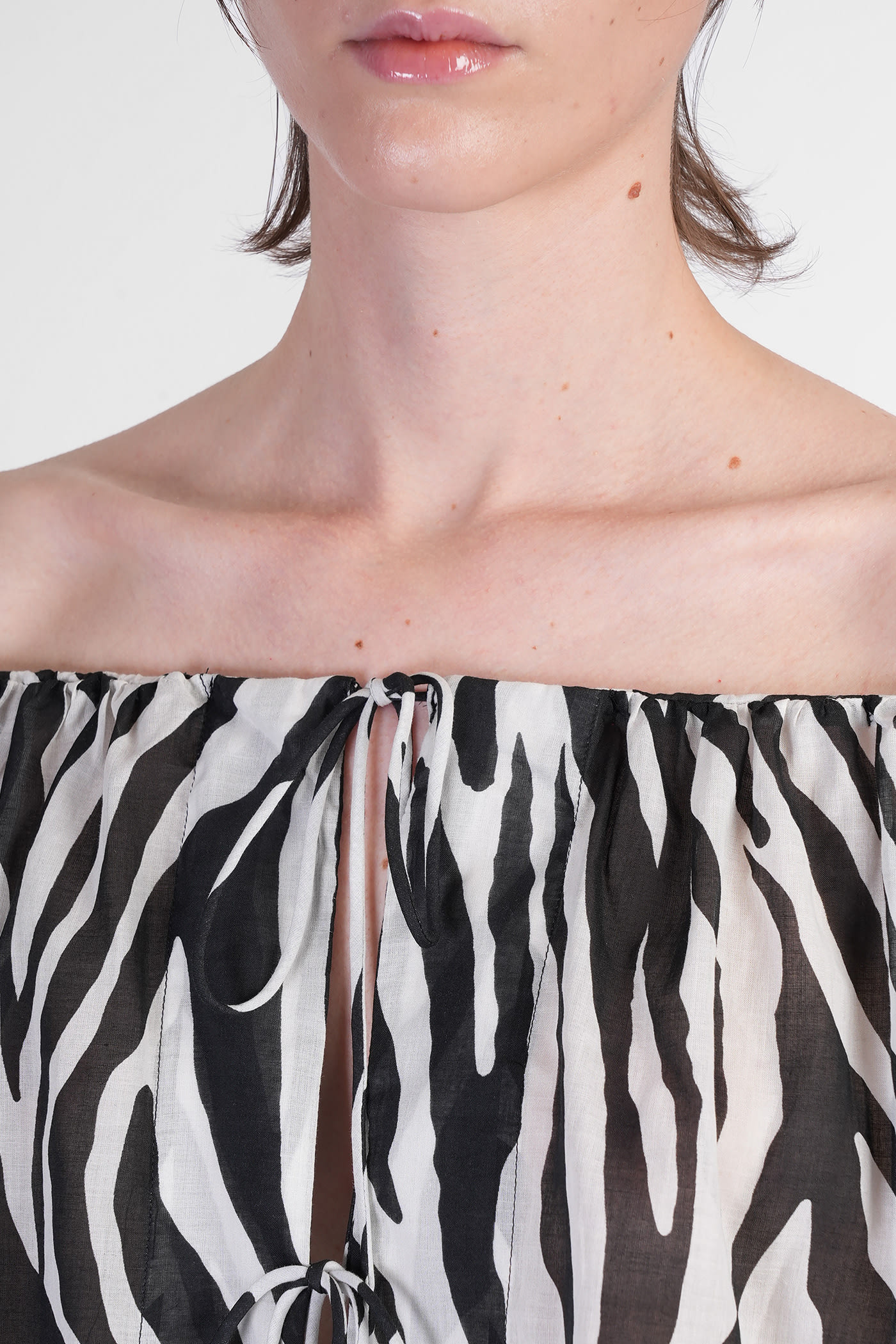 The Andamane Wilma Black And White Top With Boat Neck And All-over Zebra Motif In Cotton Woman
