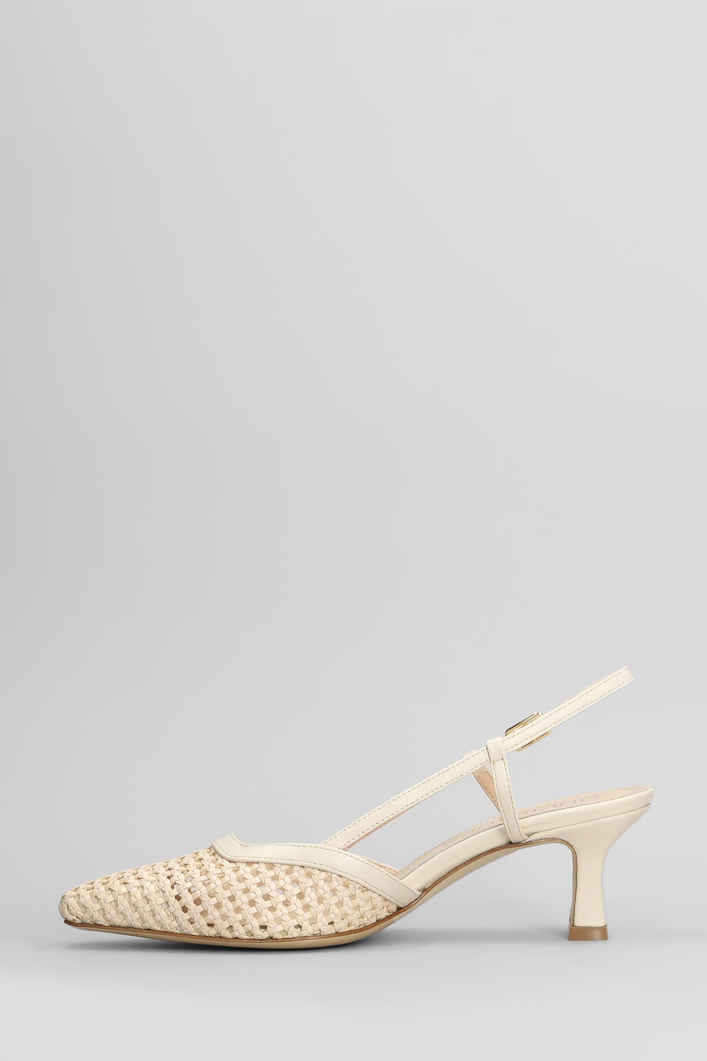Julie Dee Pumps In Beige Leather In Beige